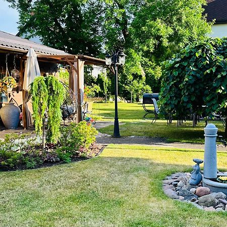 Anni Apartamento Ventspils Exterior foto